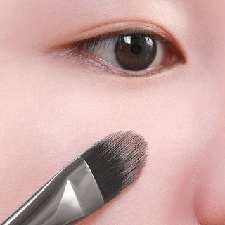 Flik - Flat Fit Cover Brush